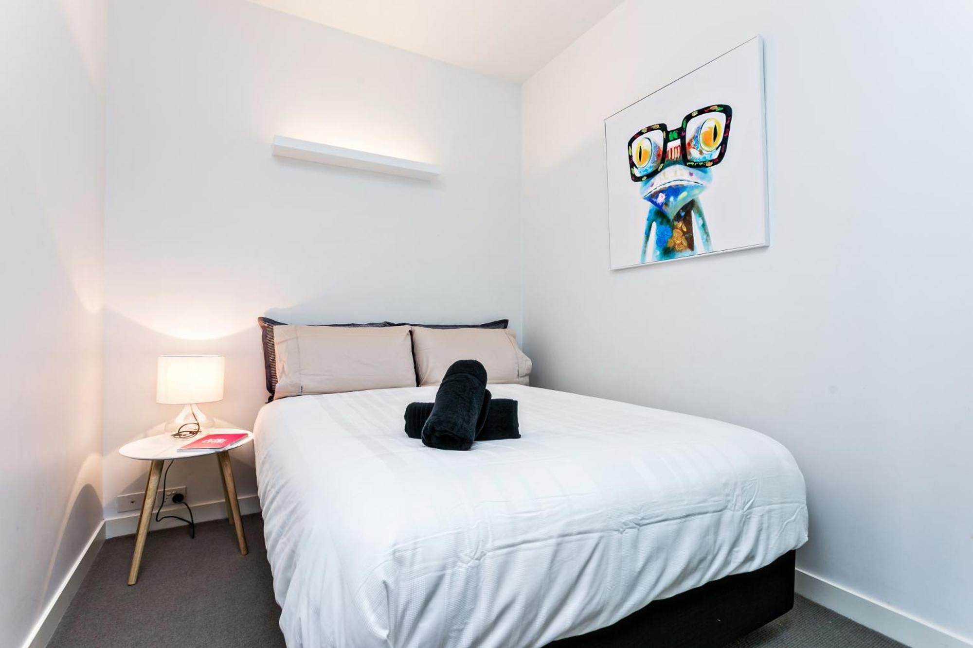Complete Host Leopold Apartments Melbourne Oda fotoğraf
