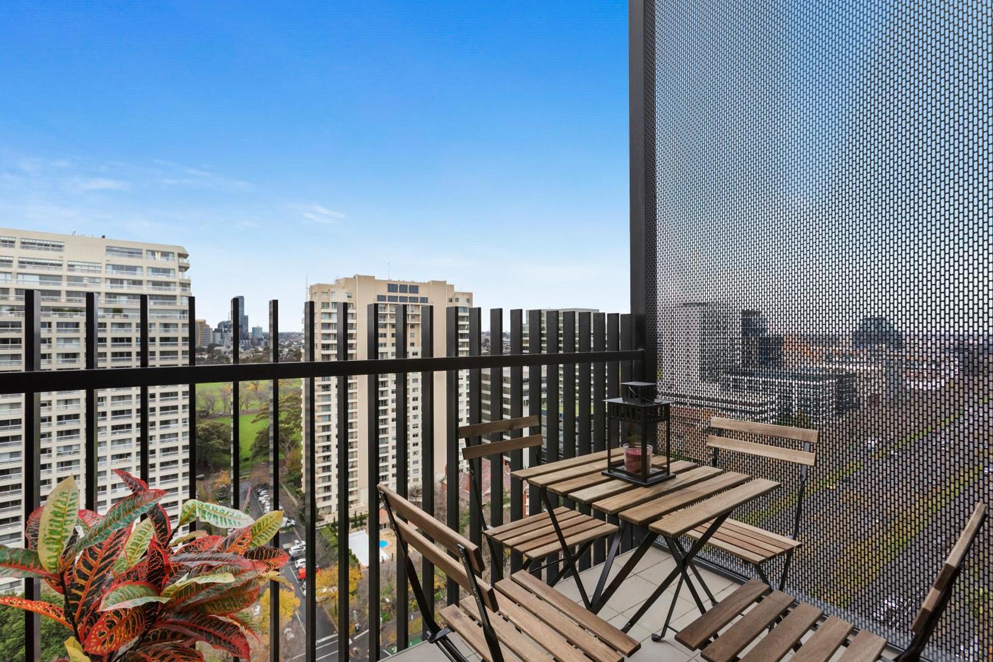 Complete Host Leopold Apartments Melbourne Oda fotoğraf