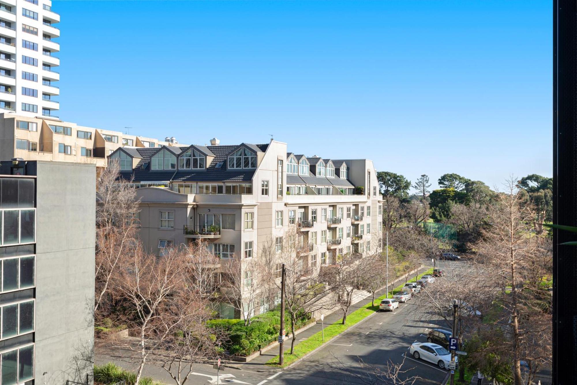 Complete Host Leopold Apartments Melbourne Oda fotoğraf