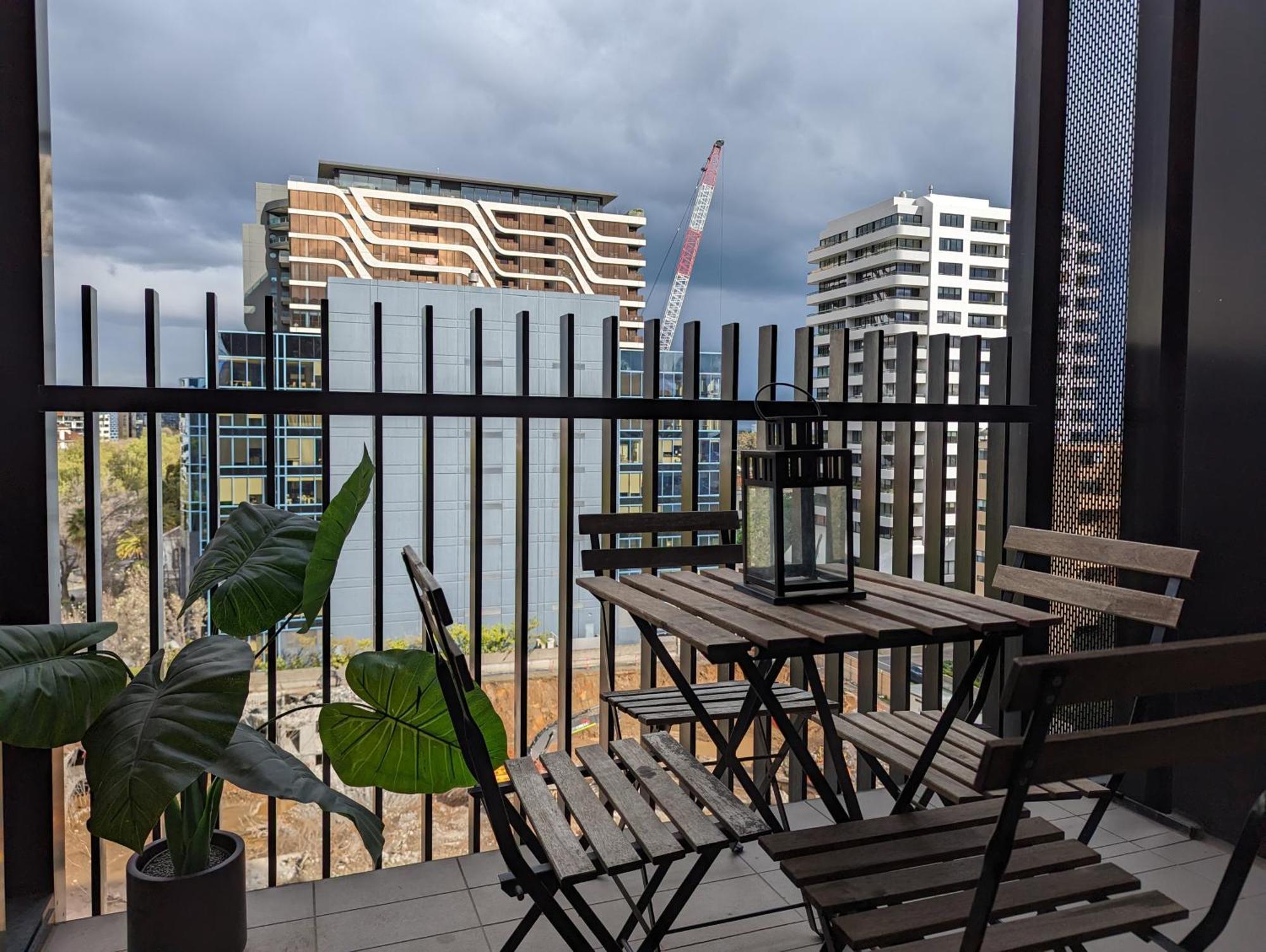 Complete Host Leopold Apartments Melbourne Oda fotoğraf